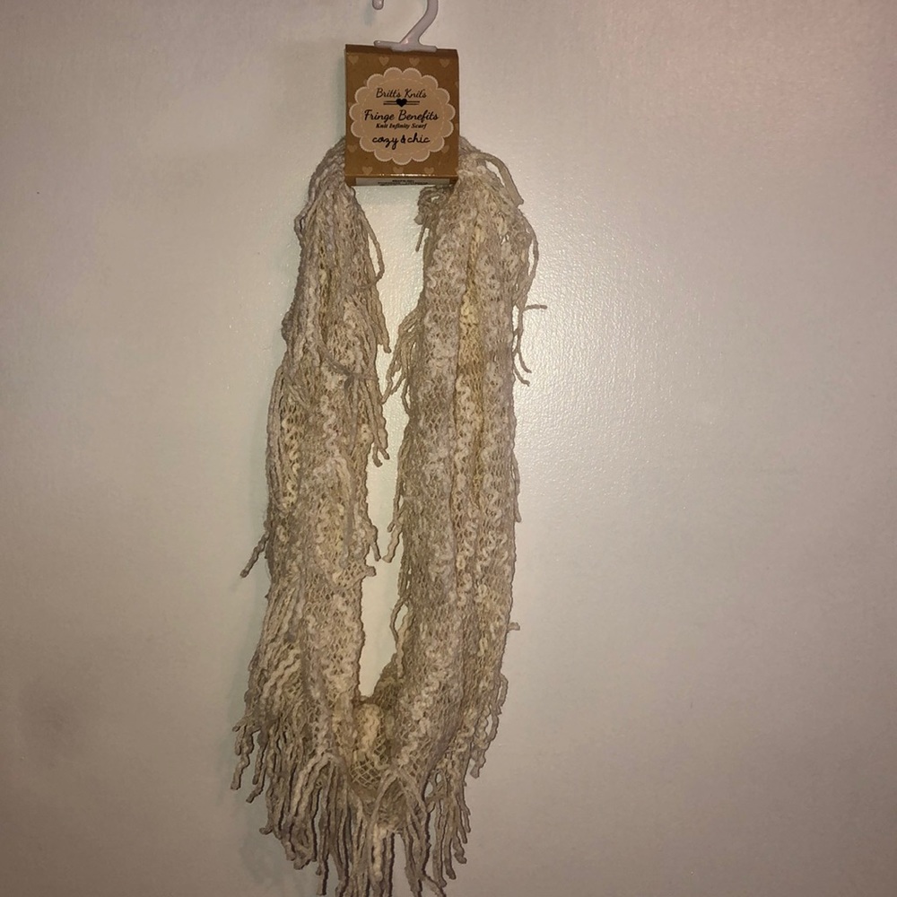 Short white infinity scarf